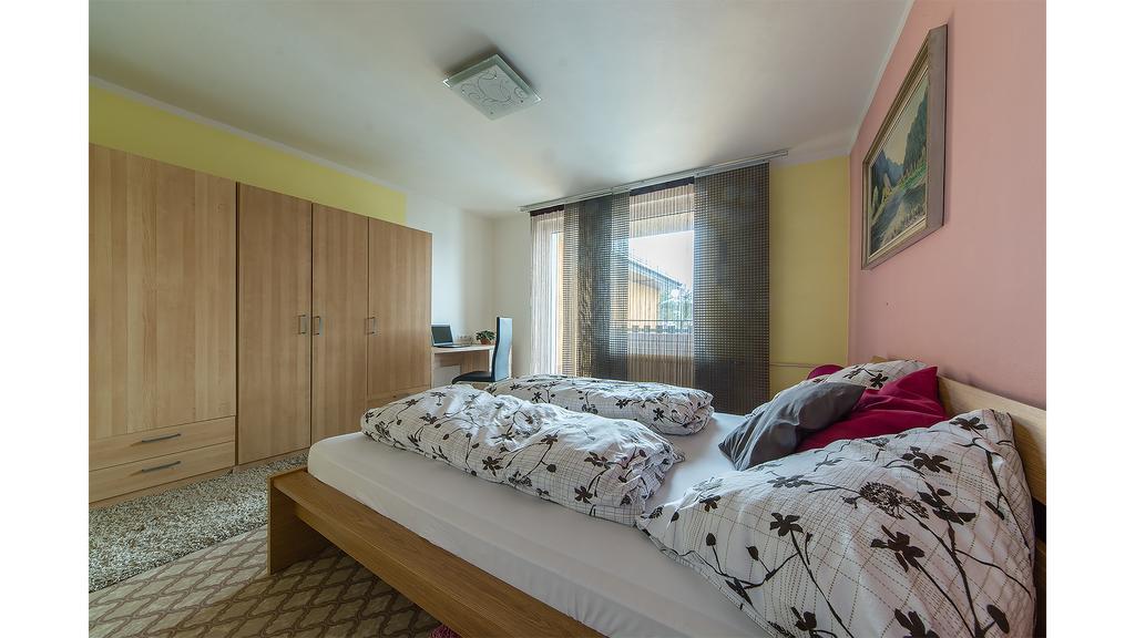 Apartman Vrane Vrane nad Vltavou Ngoại thất bức ảnh